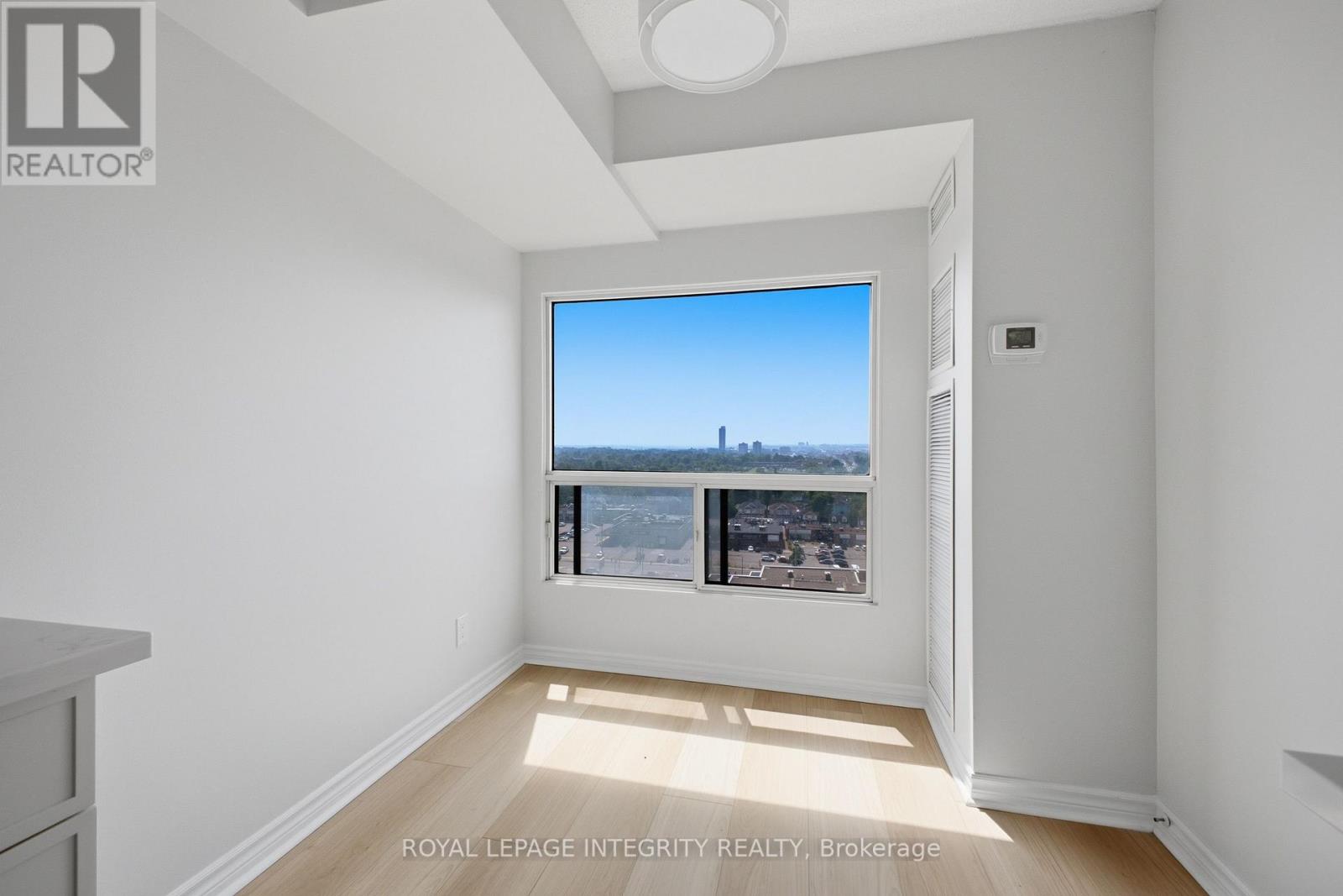 2 Bed, 2 Bath House for Sale in Ottawa – 1207 – 545 ST LAURENT BOULEVARD, Ottawa – MLS# X13568188 - Image 11