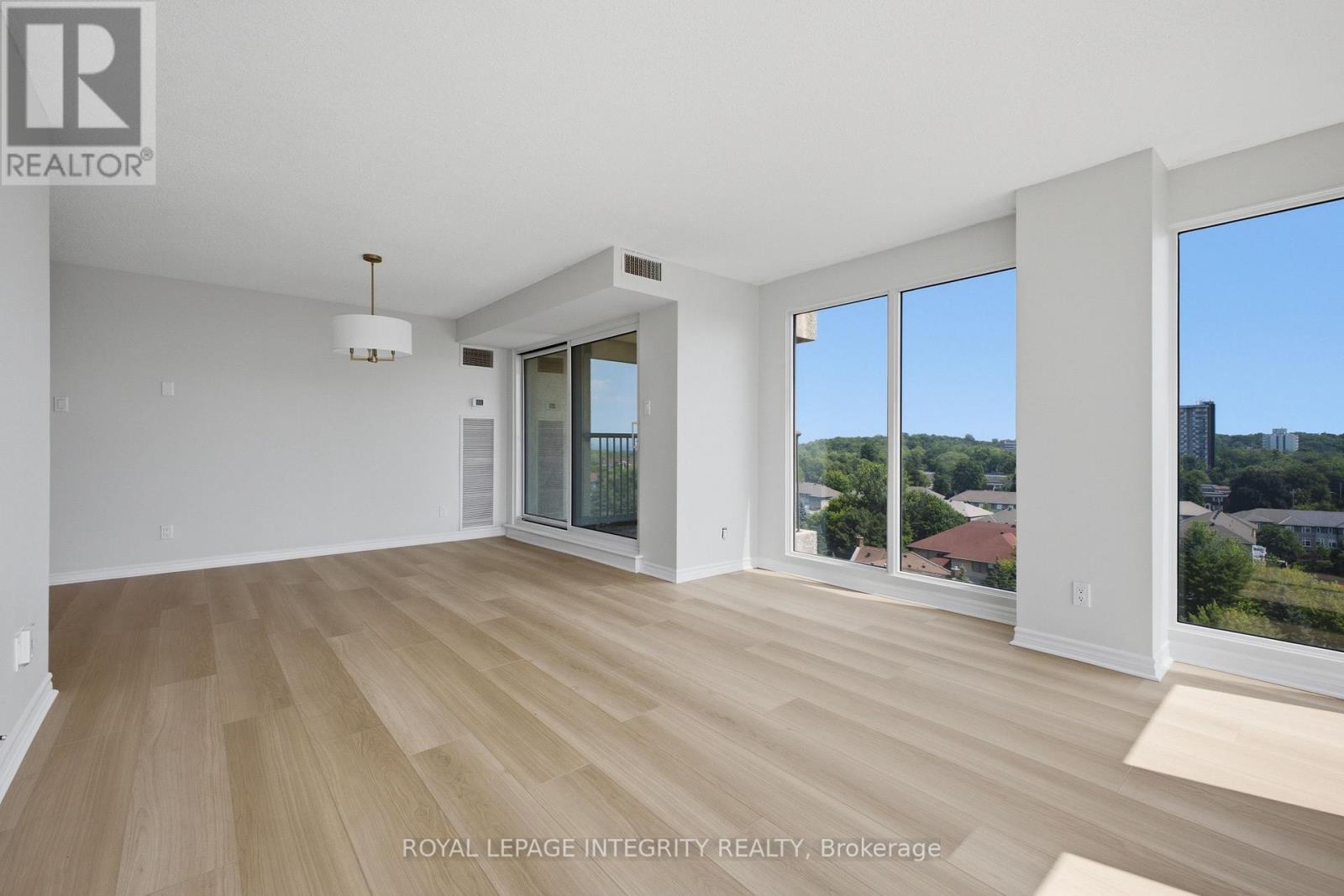 2 Bed, 2 Bath House for Sale in Ottawa – 1207 – 545 ST LAURENT BOULEVARD, Ottawa – MLS# X13568188 - Image 15