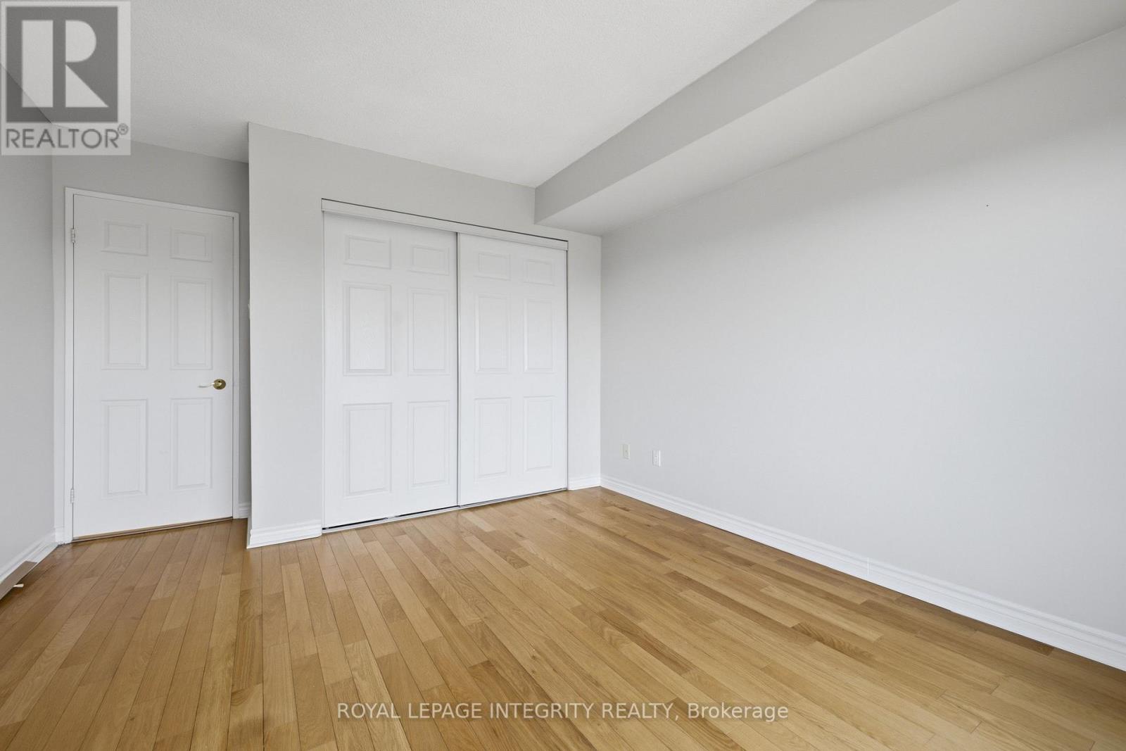2 Bed, 2 Bath House for Sale in Ottawa – 1207 – 545 ST LAURENT BOULEVARD, Ottawa – MLS# X13568188 - Image 35