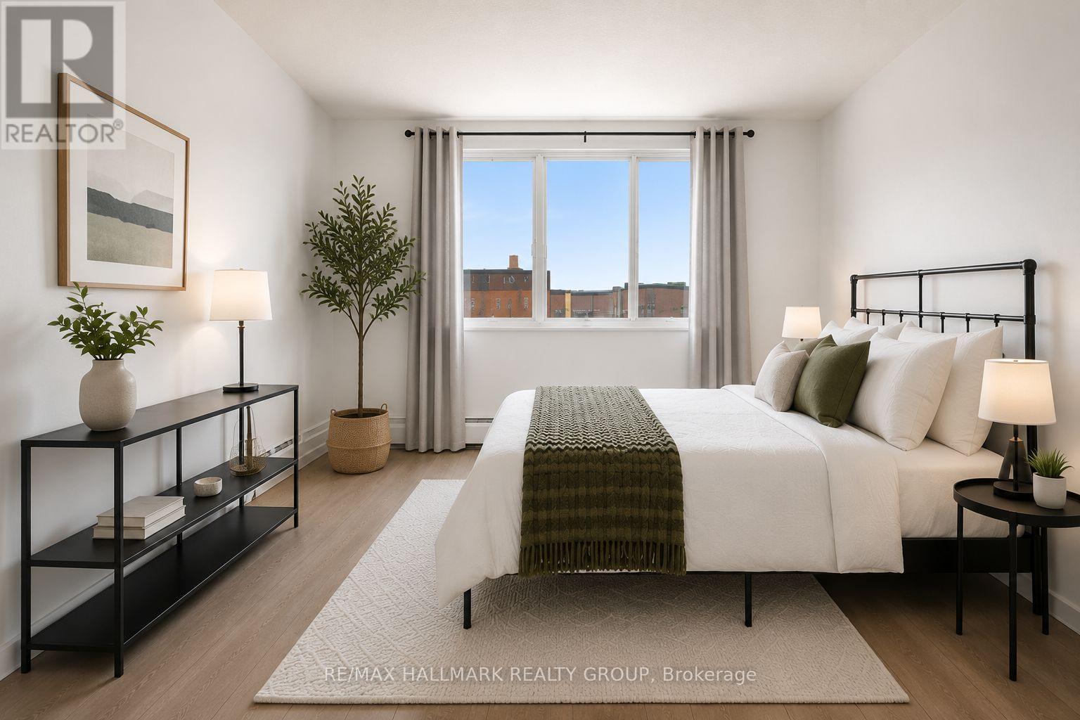 2 Bed, 1 Bath Apartment for Sale in Ottawa – 509 – 2650 SOUTHVALE CRESCENT, Ottawa – MLS# X13568242 - Image 11
