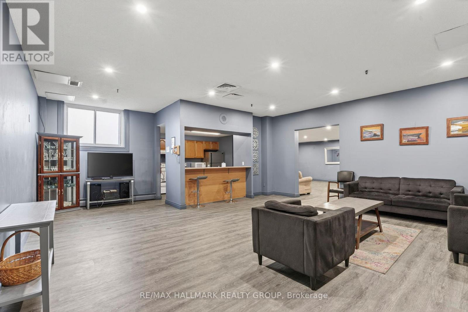 #509 2650 SOUTHVALE CRESCENT - 18