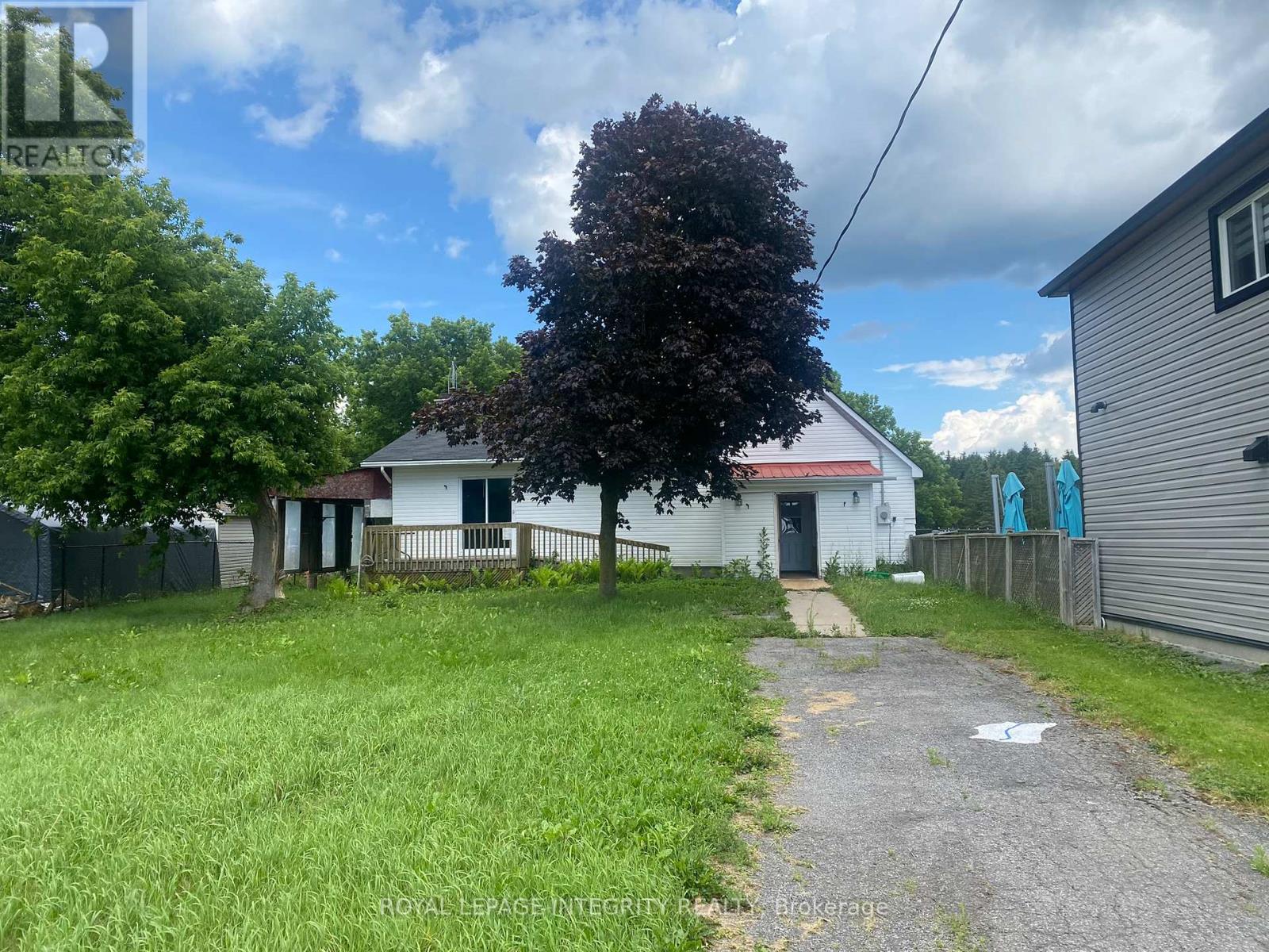 2415 DU LAC ROAD