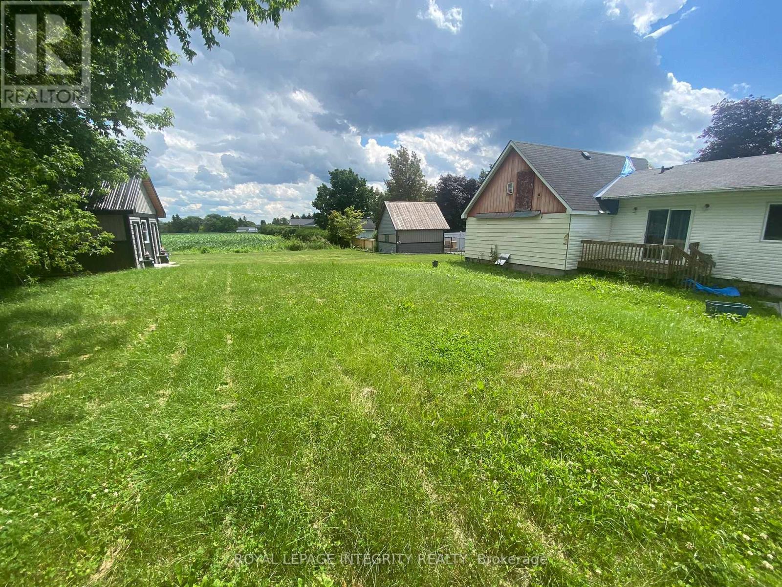 2415 DU LAC ROAD - 16