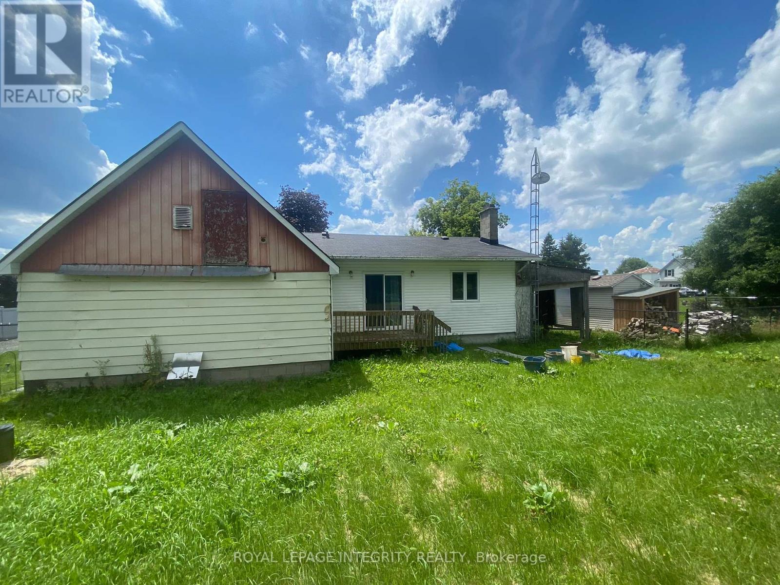 2415 DU LAC ROAD - 19