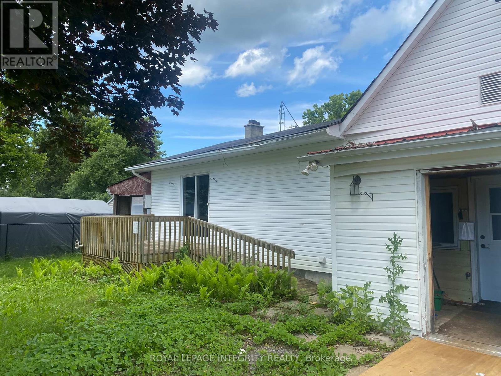 2415 DU LAC ROAD - 3