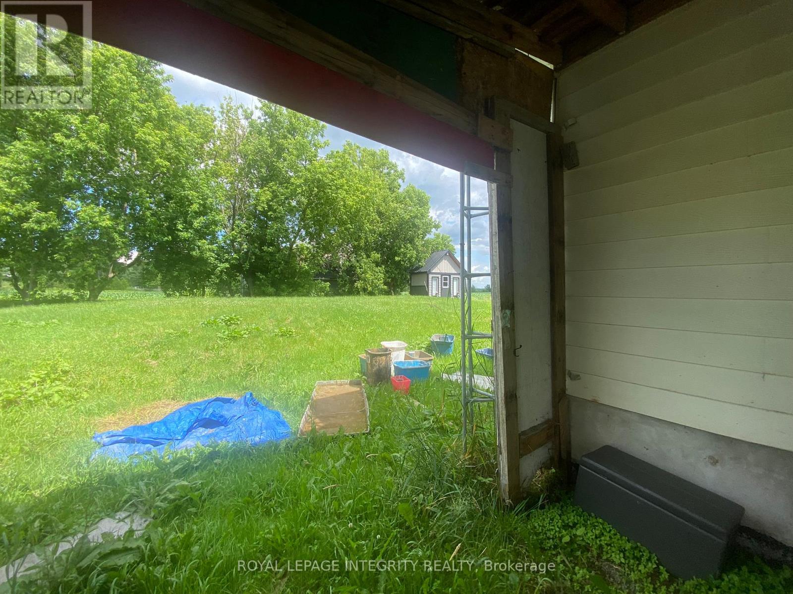 2415 DU LAC ROAD - 8