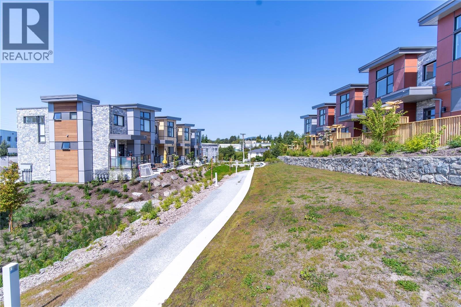 #32 4253 Dieppe Rd - 32