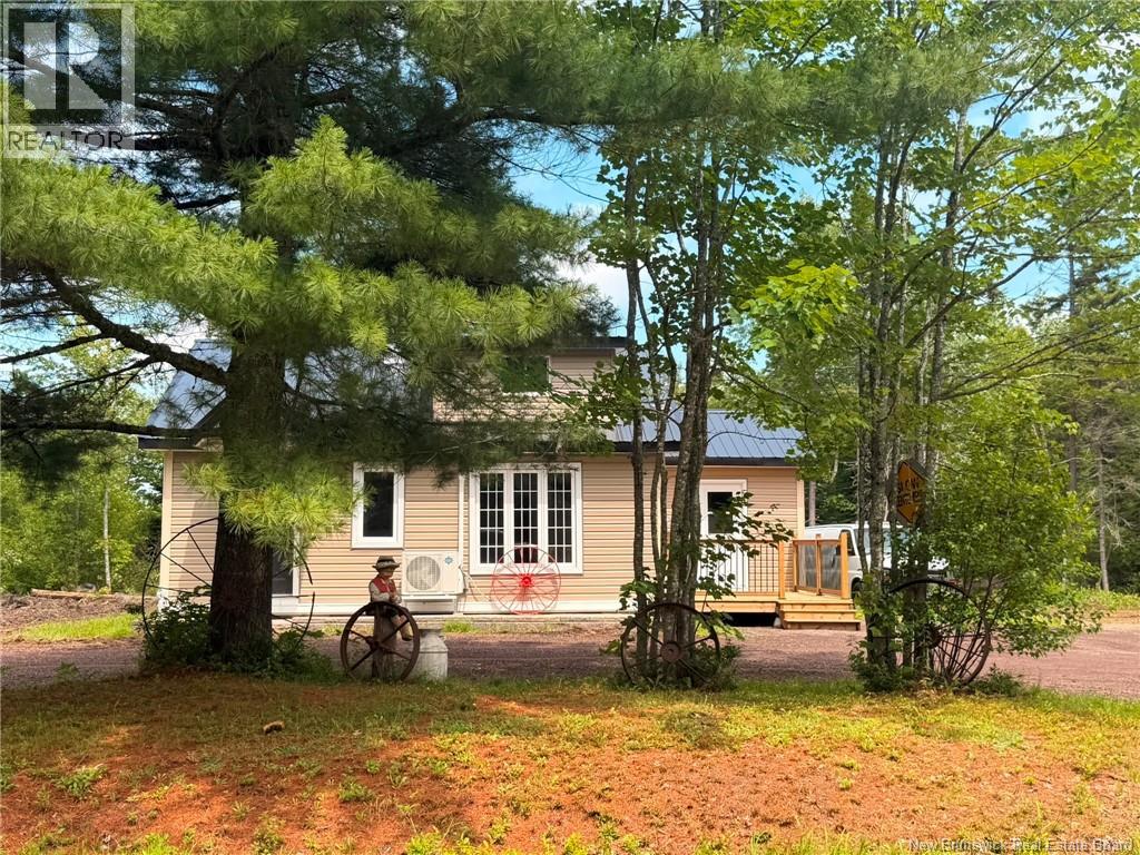 580 Saint-Sosime Road - 2