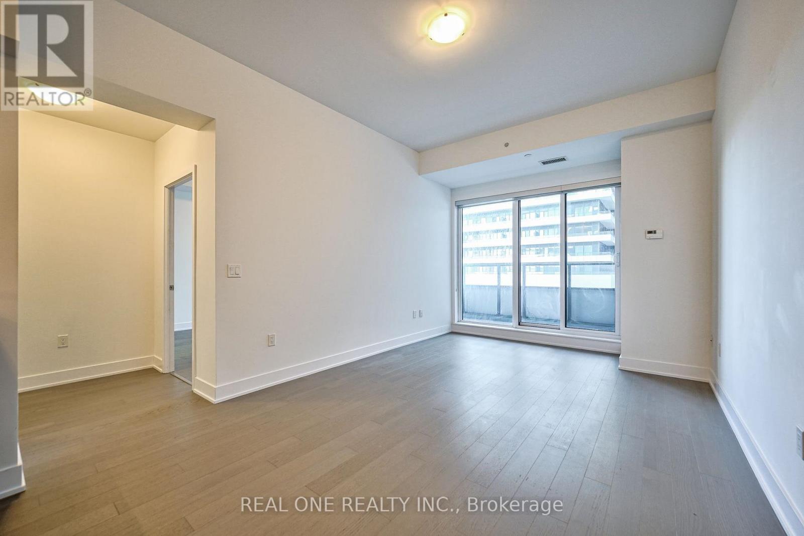 #231 30 SHORE BREEZE DRIVE - 10