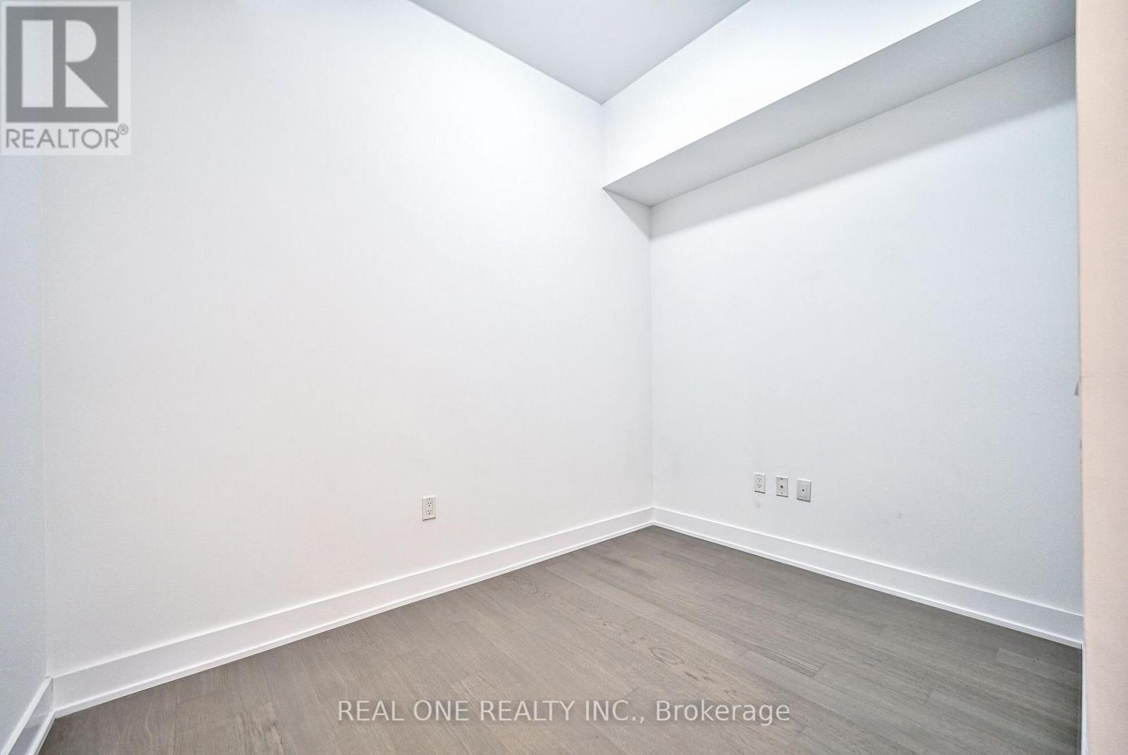 #231 30 SHORE BREEZE DRIVE - 22