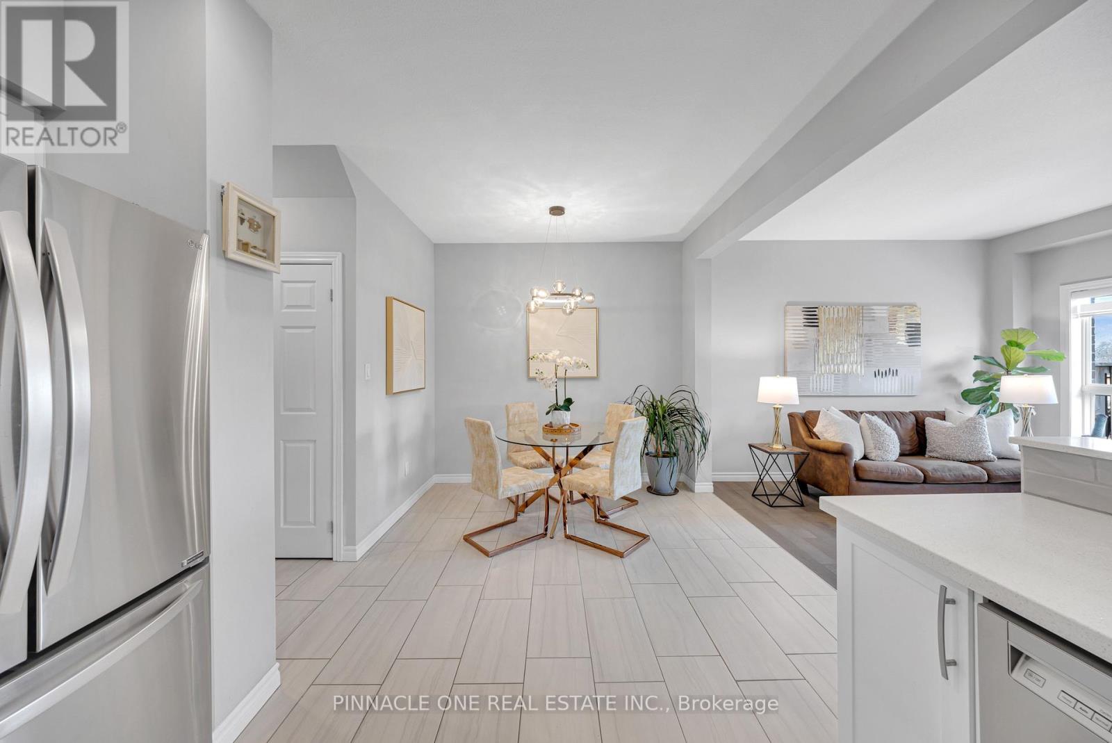 7 MISTYWOOD DRIVE - 19