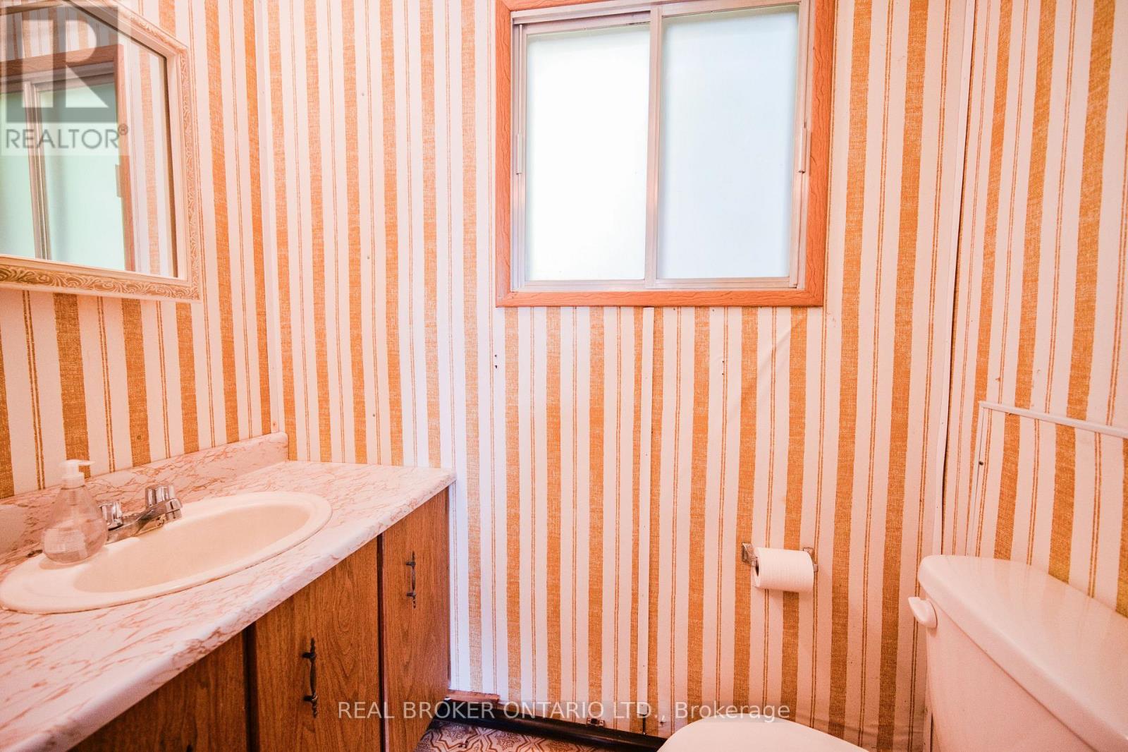 107 SCARLETT ROAD - 16