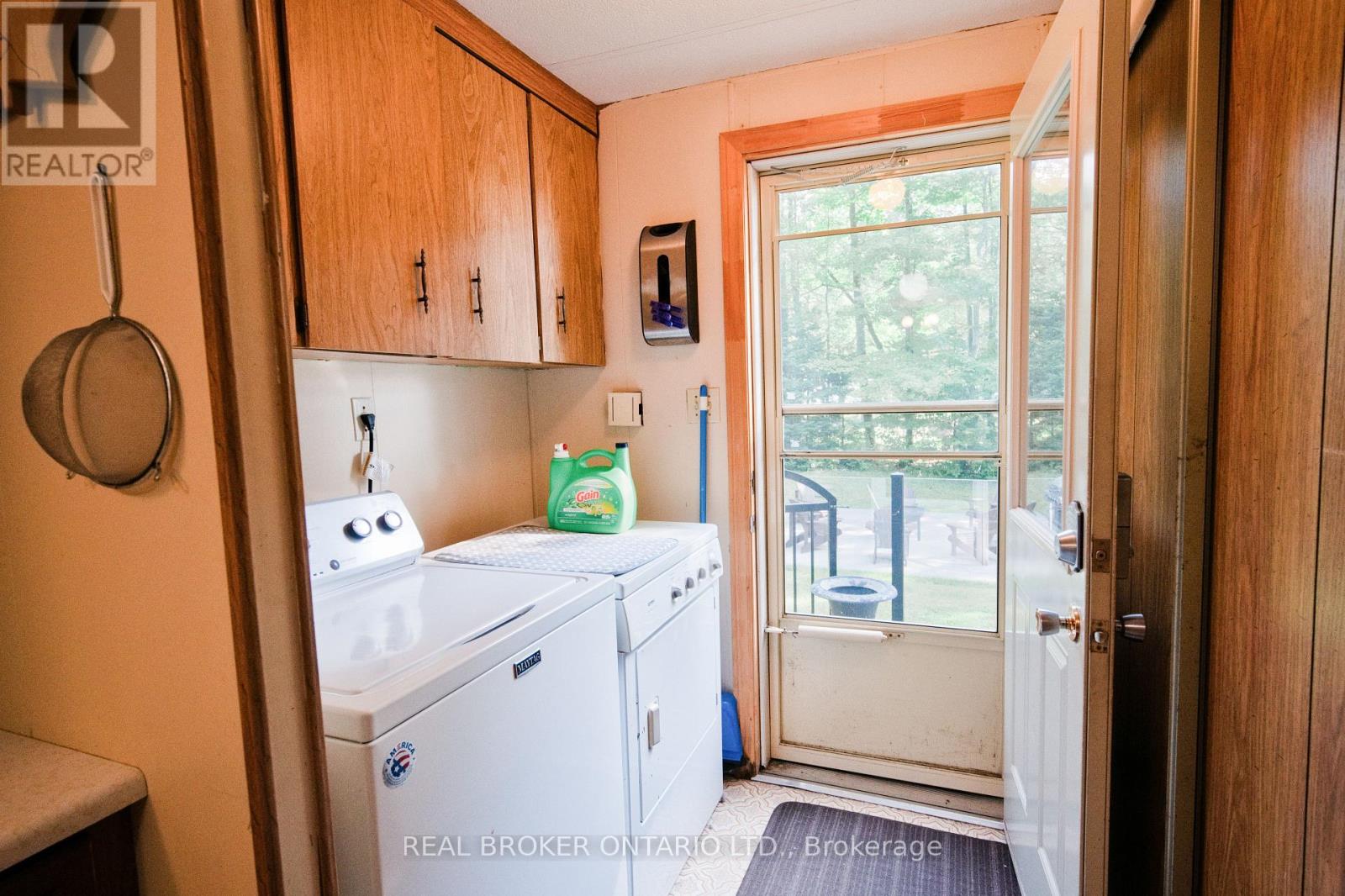 107 SCARLETT ROAD - 18