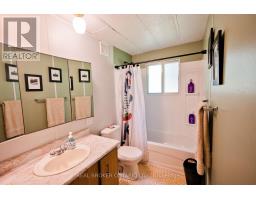 107 Scarlett Road, Machar, ON P0A1X0 Photo 15