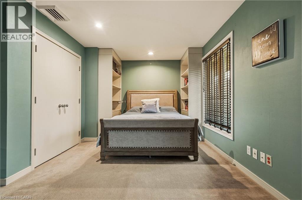 78 TERRACE Drive - Image 32