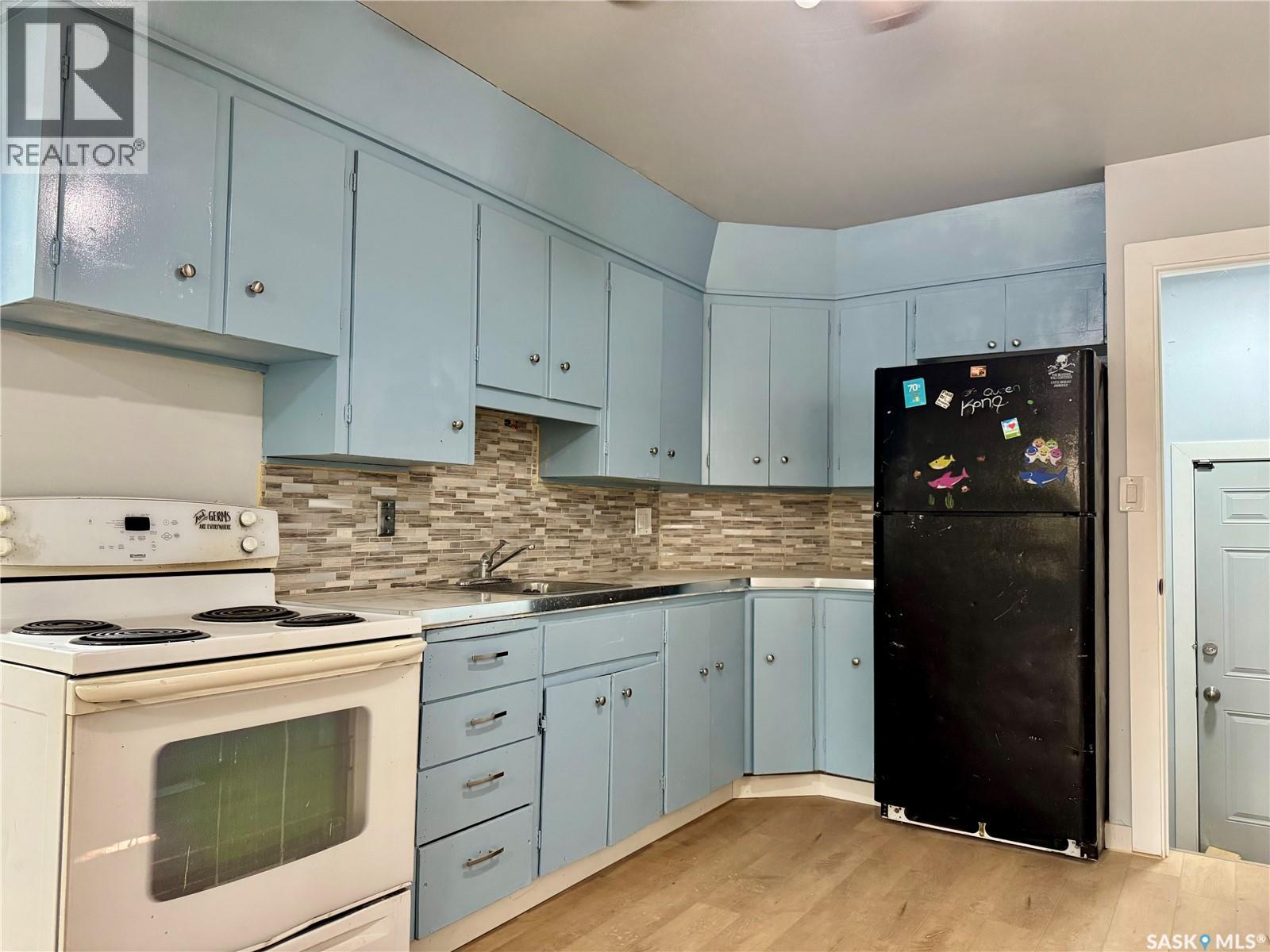 1157 Cameron STREET - 5