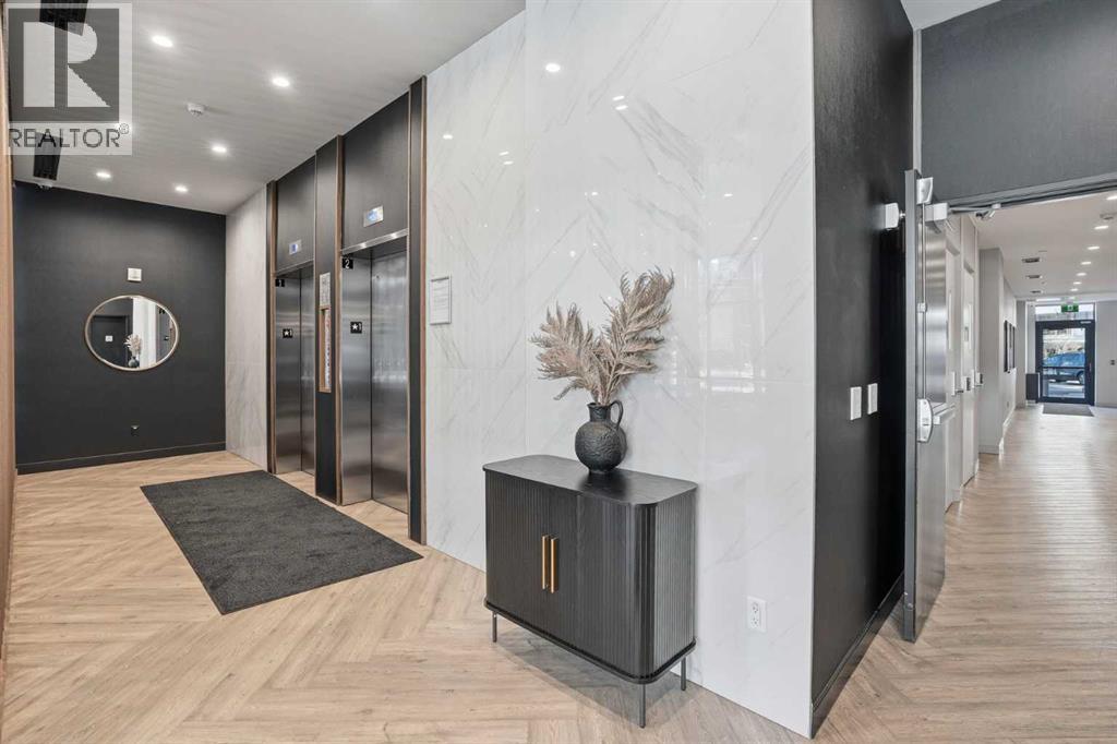 Package #2, 730 2 Avenue SW - 42