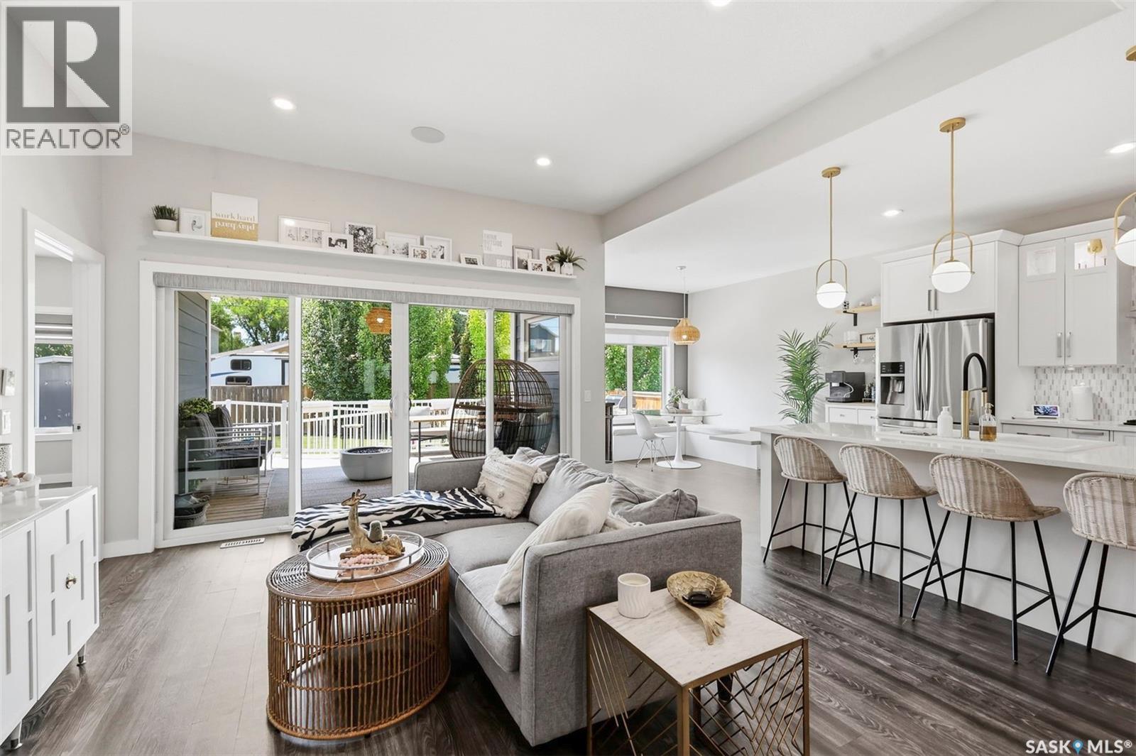 1521 10th AVENUE N - Image 10