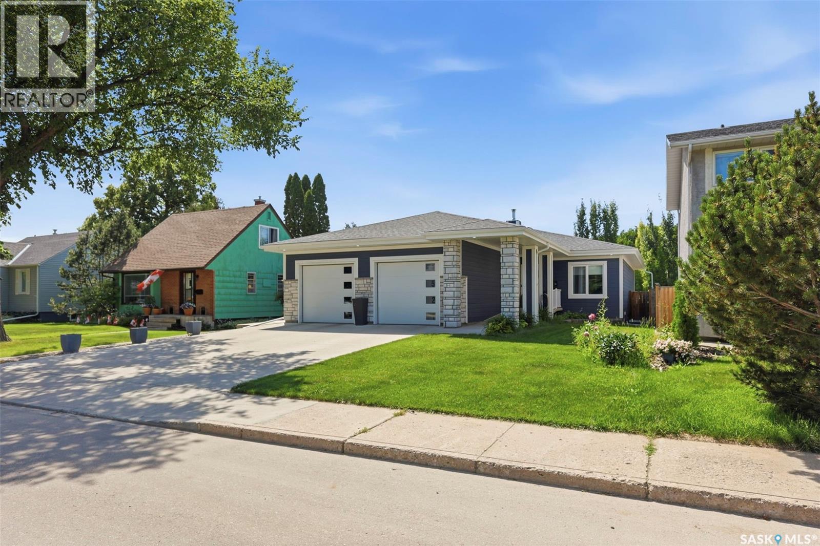 1521 10th AVENUE N - Image 2