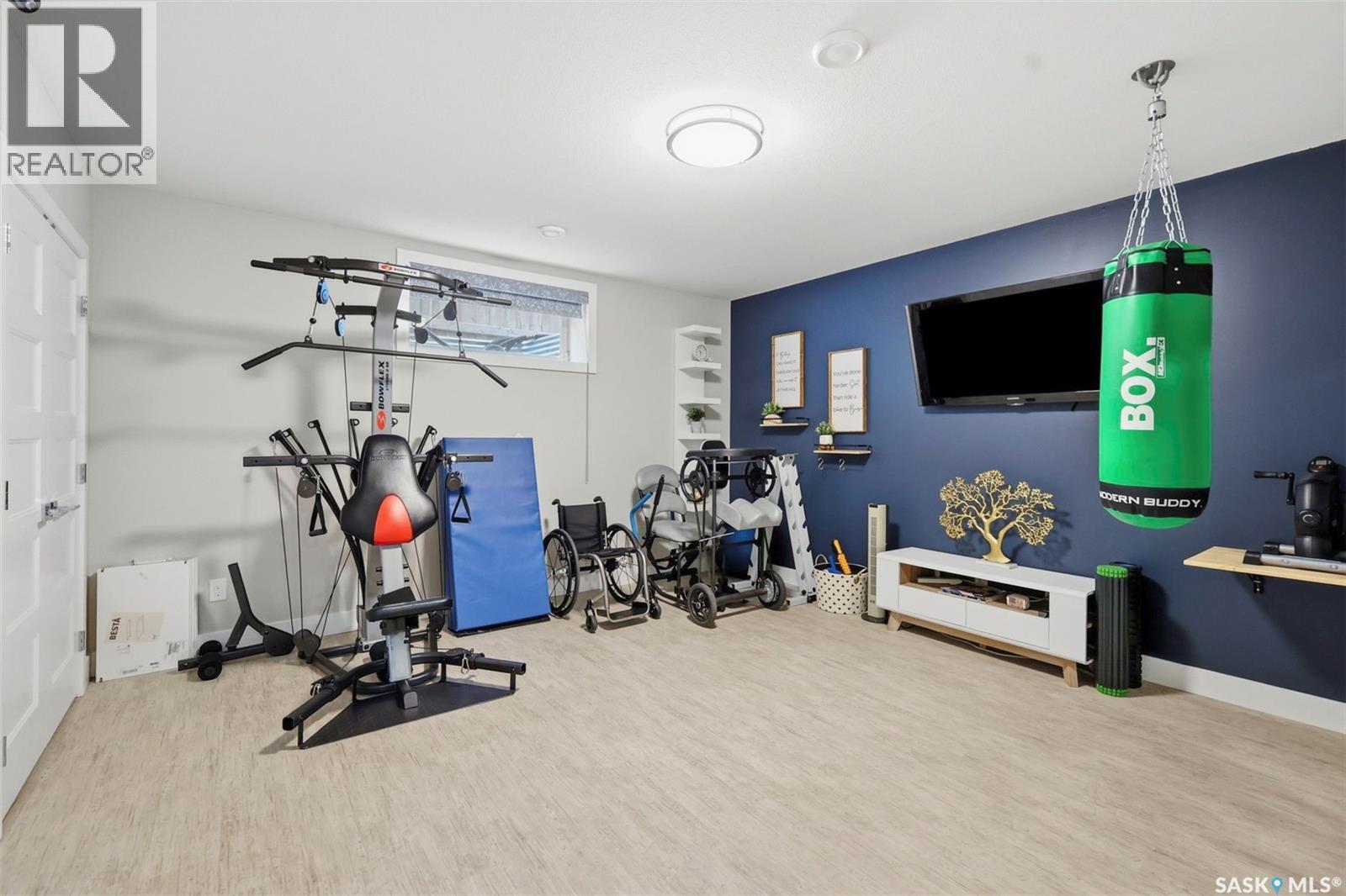 1521 10th AVENUE N - Image 26