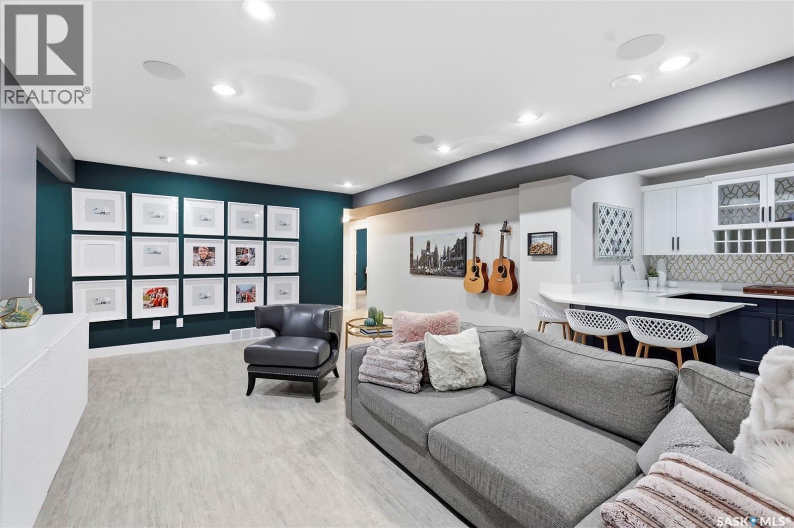 1521 10th AVENUE N - Image 28