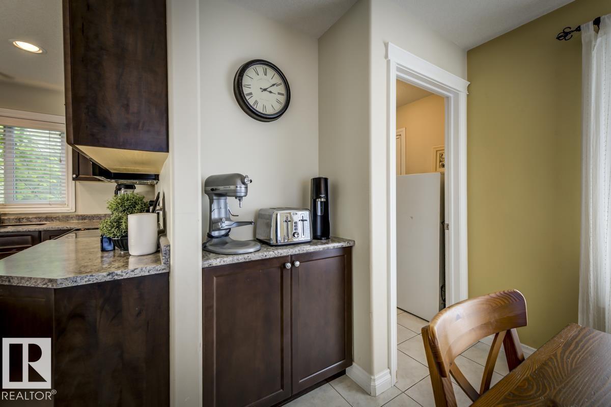 11522 93 ST NW - 22