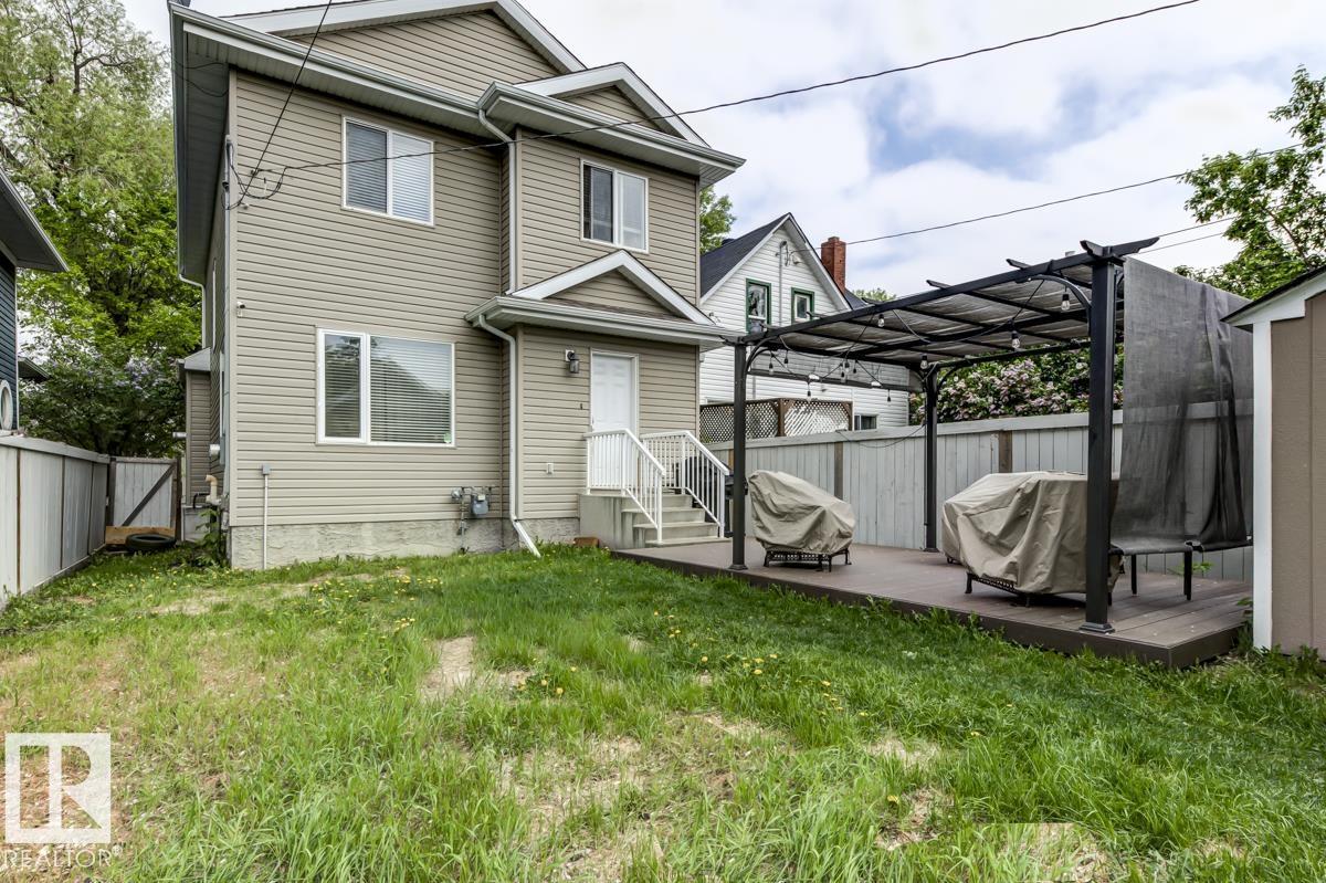 11522 93 ST NW - 28