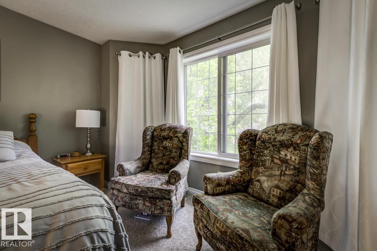 11522 93 ST NW - 41