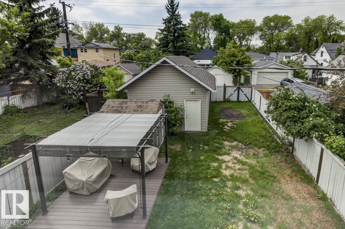 11522 93 ST NW - 35