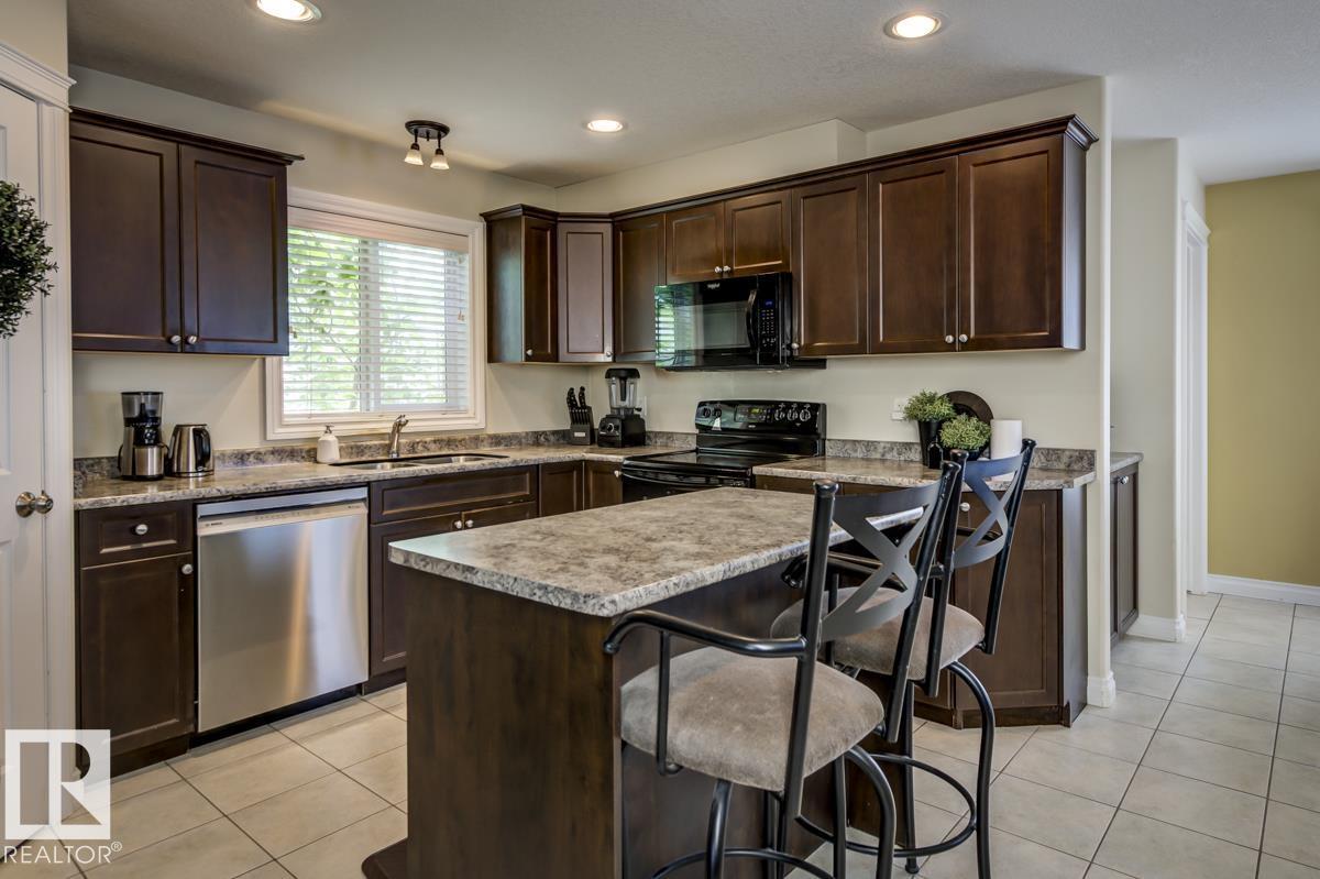 11522 93 ST NW - 10