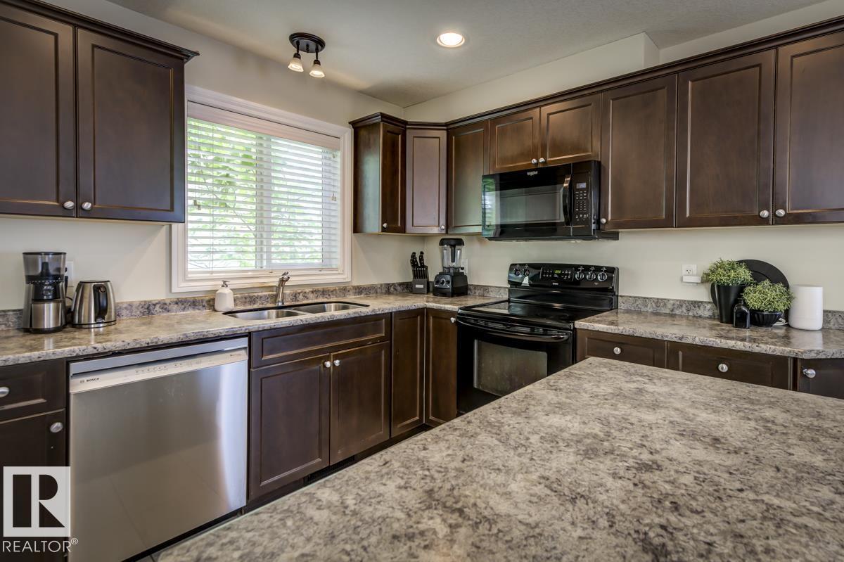 11522 93 ST NW - 14