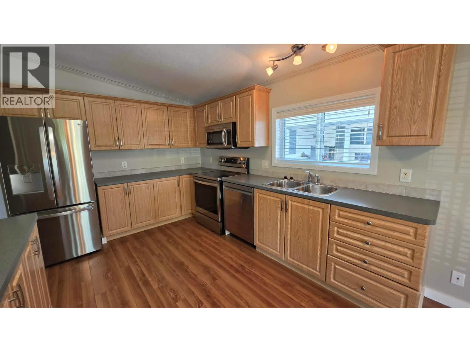 #114 6688 Tronson Road - 9