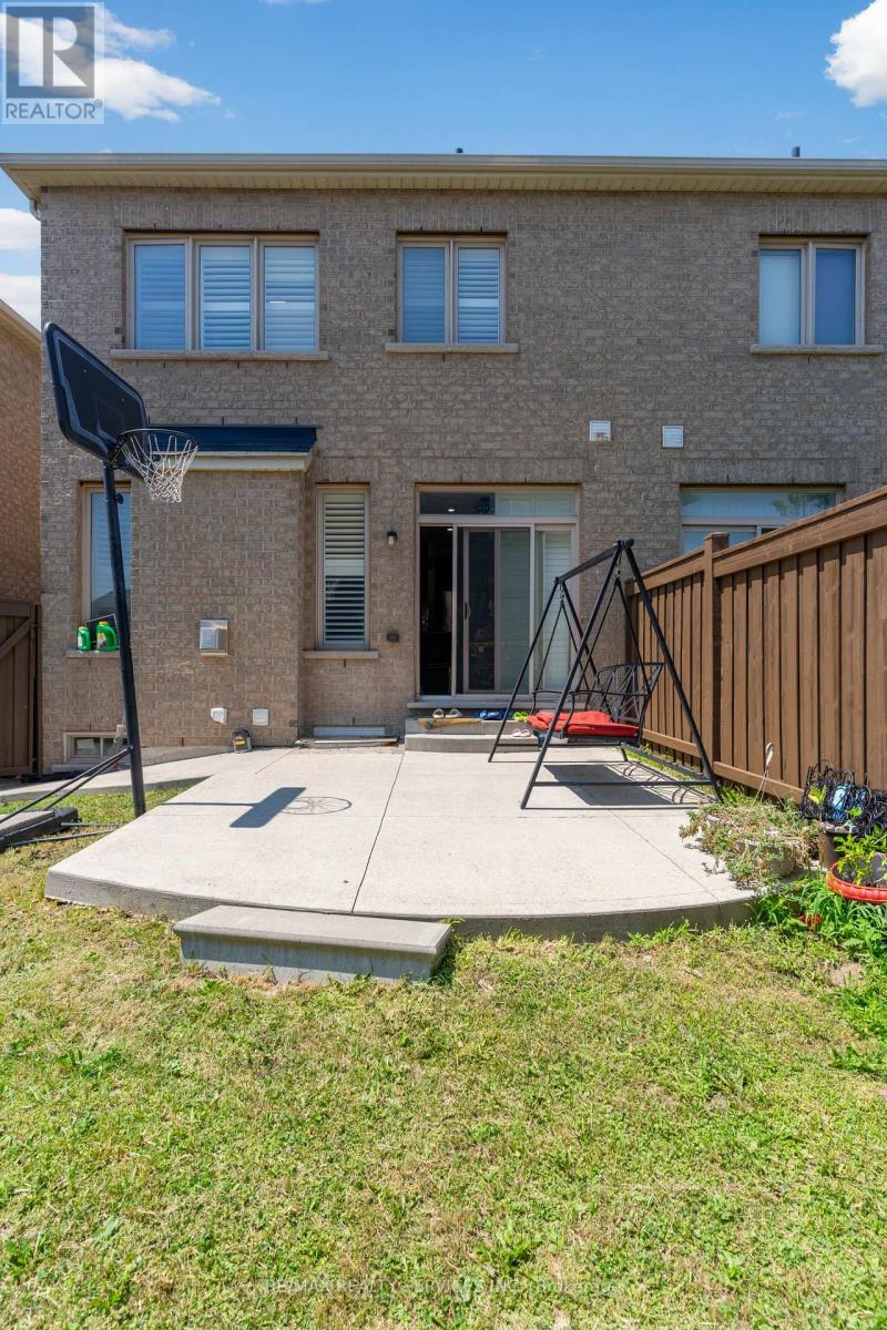 109 BONNIE BRAES DRIVE N - 41