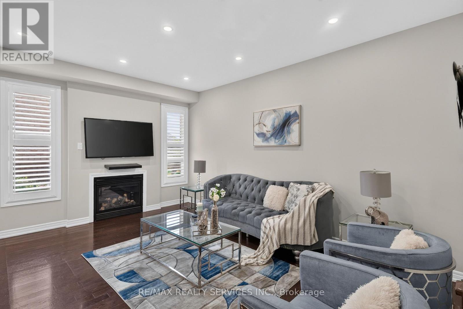 109 BONNIE BRAES DRIVE N - 9