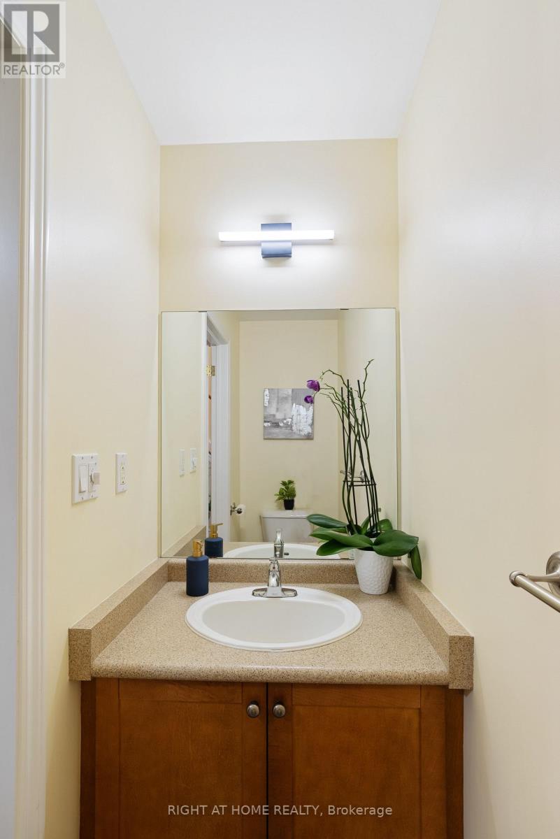 1579 DEVOS DRIVE - 13