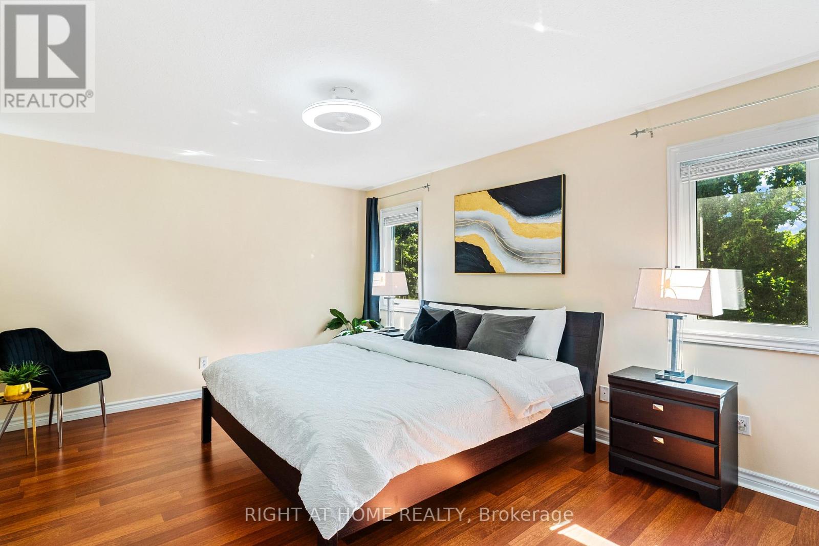 1579 DEVOS DRIVE - 16