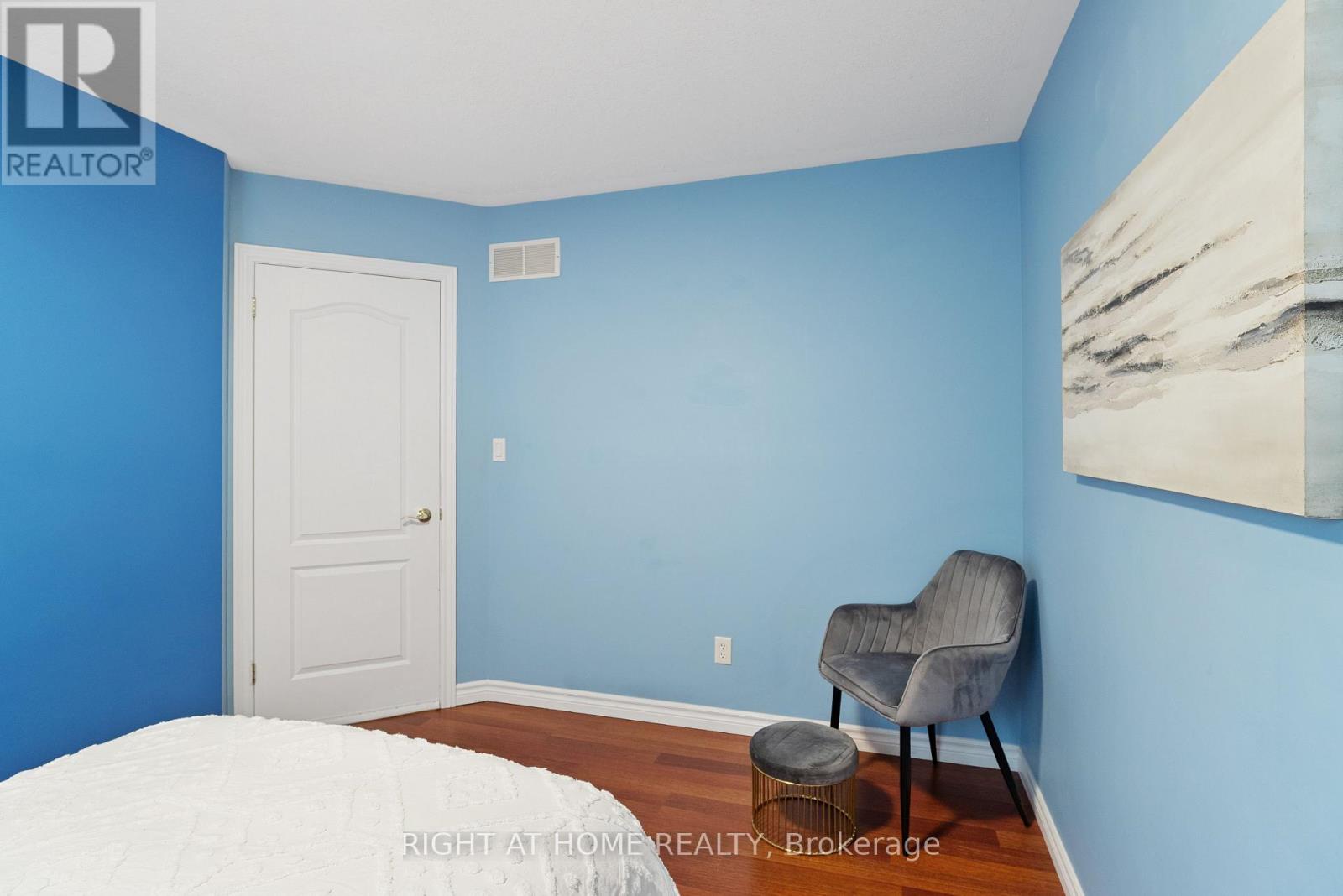 1579 DEVOS DRIVE - 25