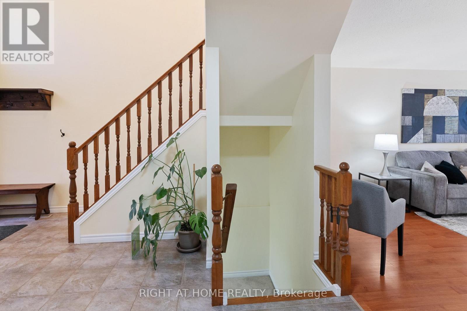 1579 DEVOS DRIVE - 28