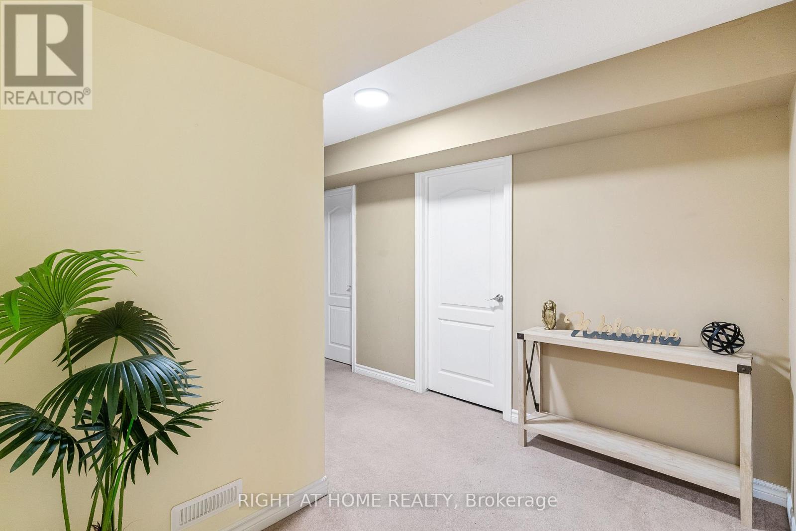1579 DEVOS DRIVE - 30