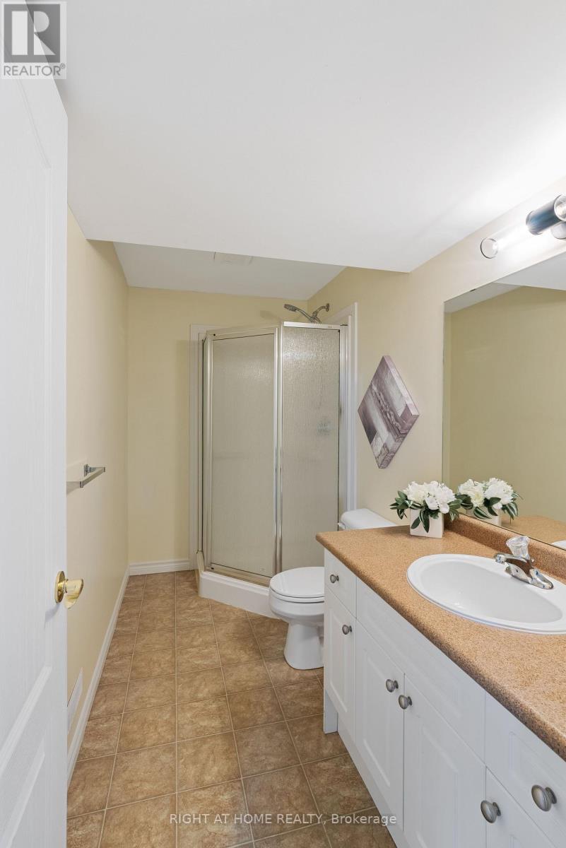 1579 DEVOS DRIVE - 36