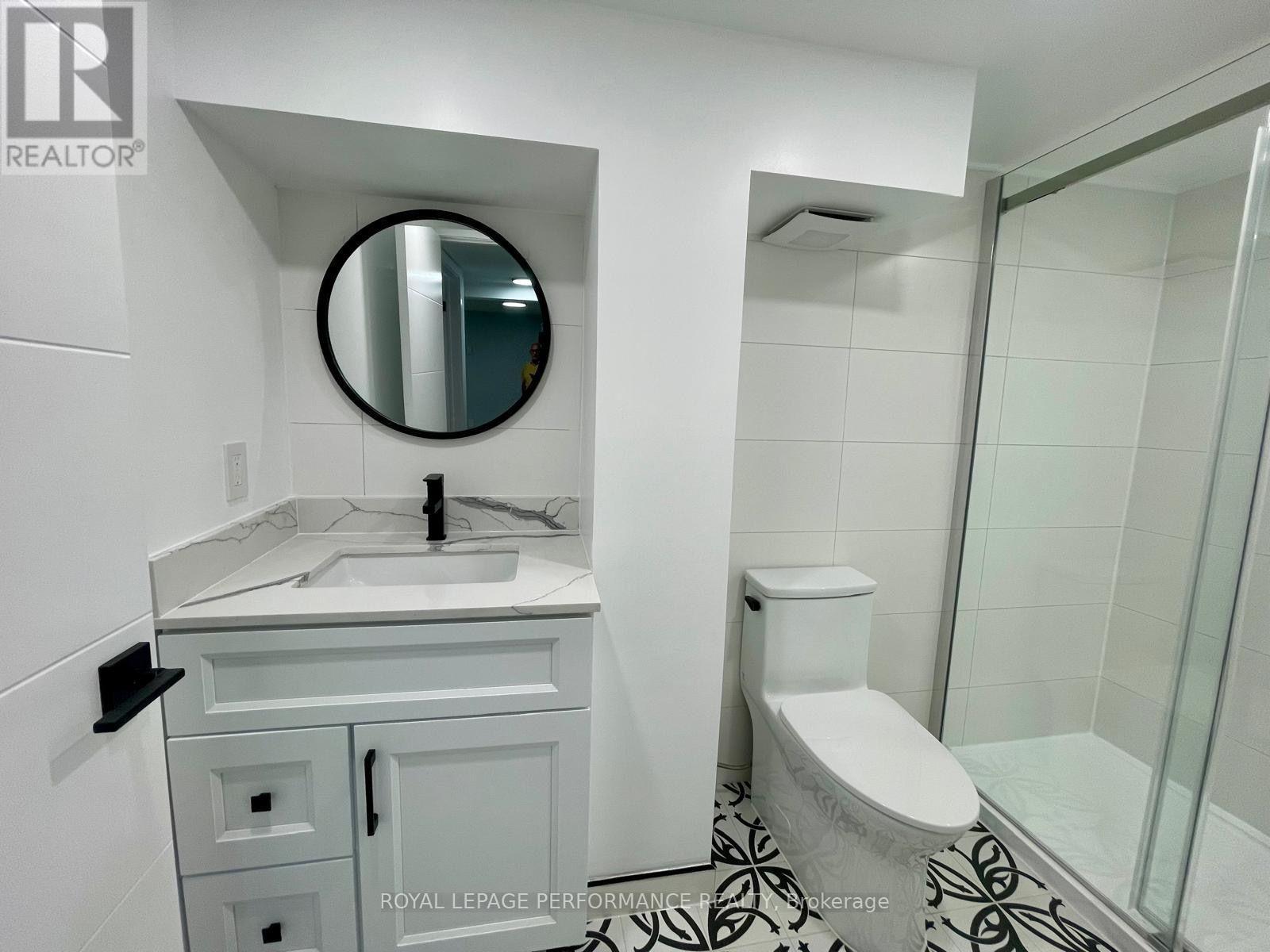 Condos for Rent in Ottawa – UNIT B ( BASEMENT) – 934 SMYTH ROAD, Ottawa – By Peter Sagos - Image 35