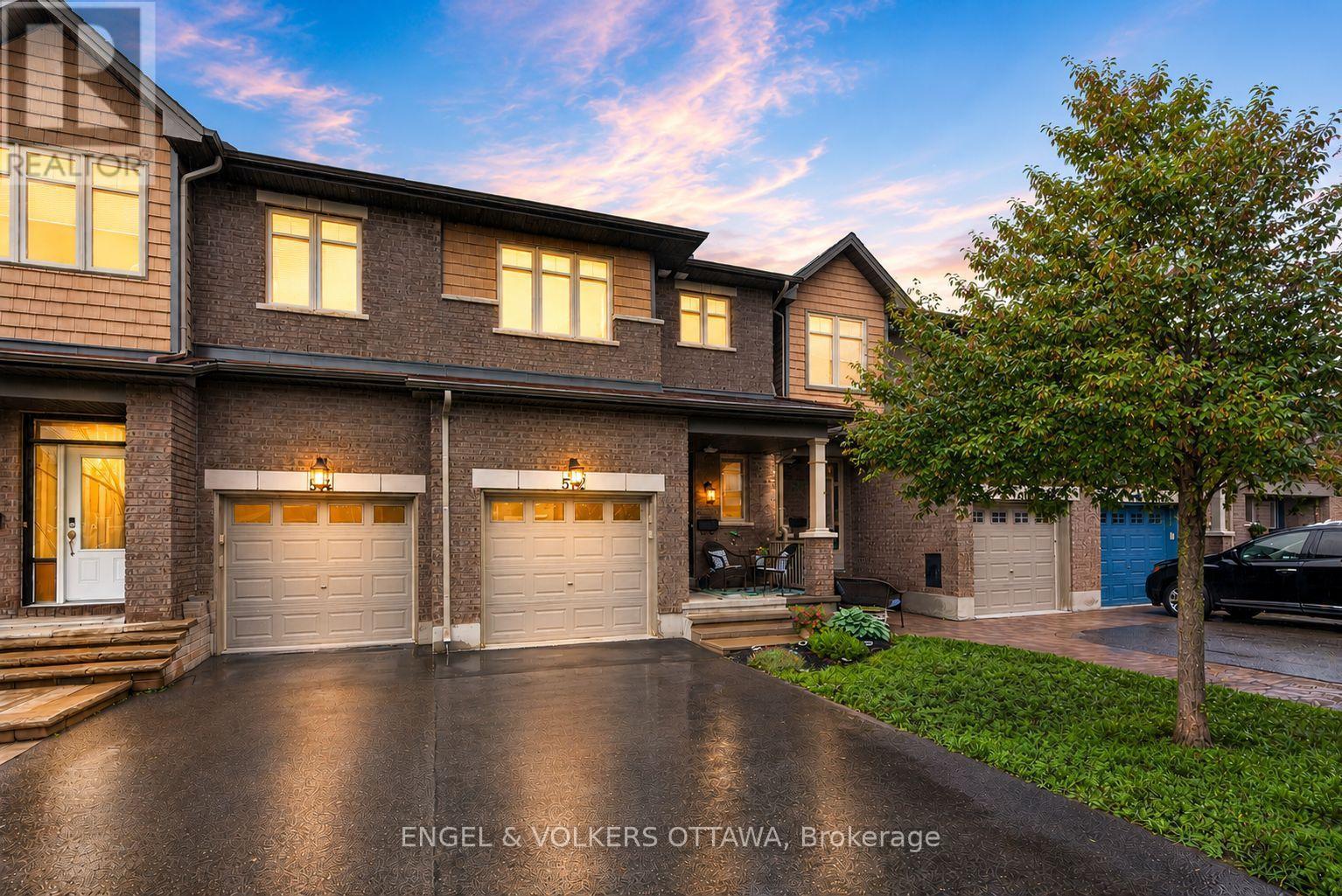 3 Bed, 3 Bath House for Sale in Ottawa – 512 KNOTRIDGE STREET, Ottawa – MLS# X13567448 - Image 1