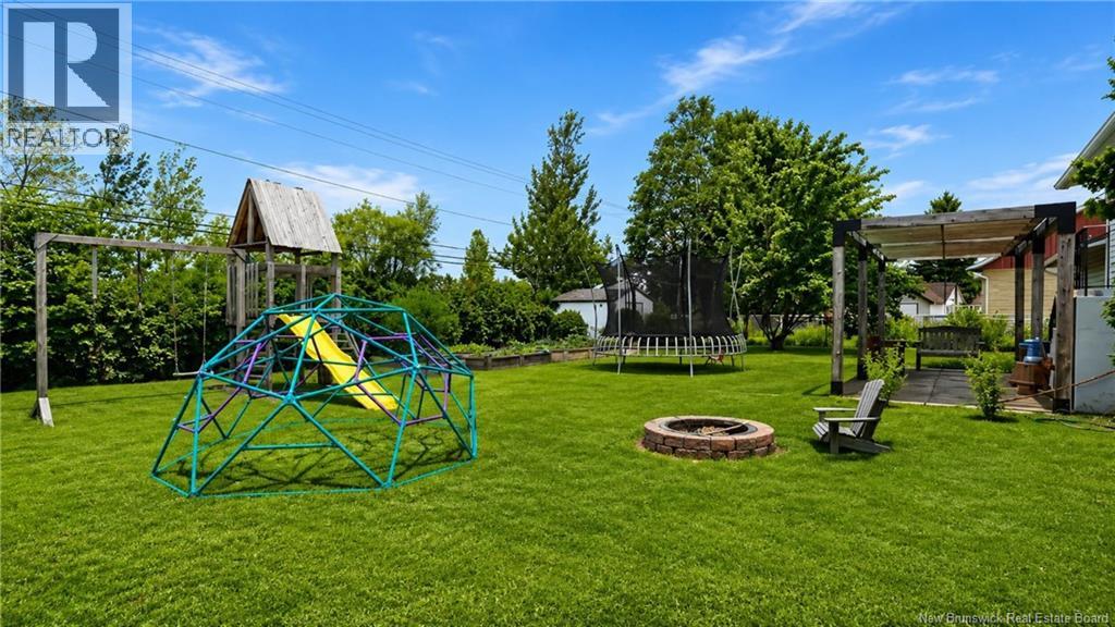 1255 Veniot Avenue - 8