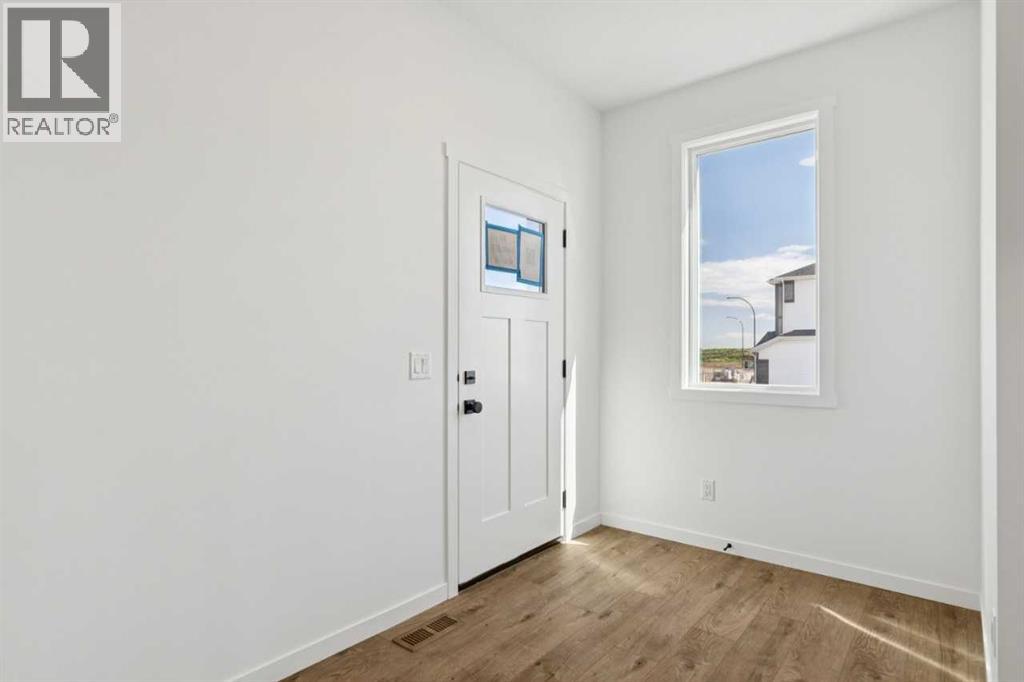 93 Bartlett Way SE - 3