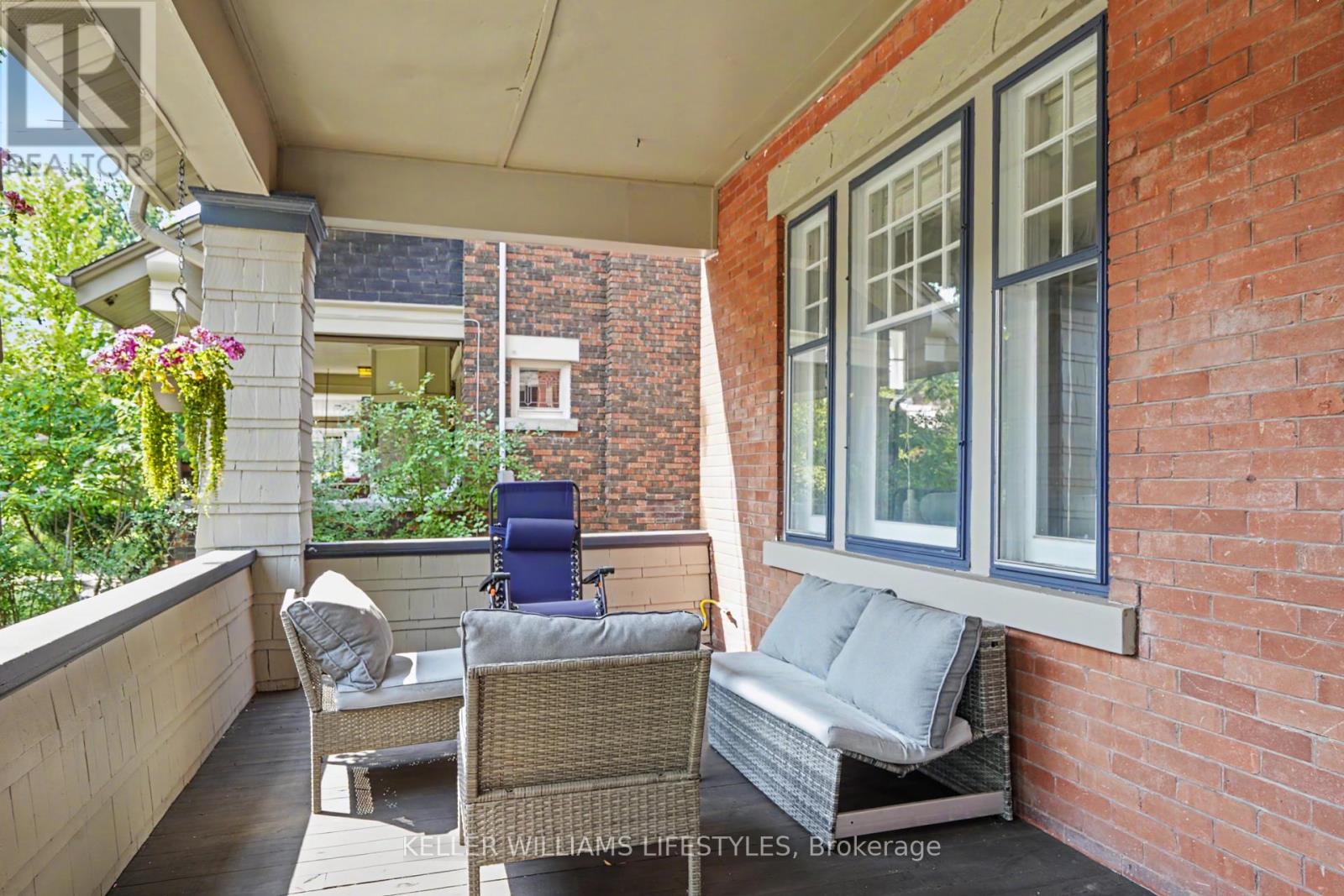 31 GERRARD STREET - 4