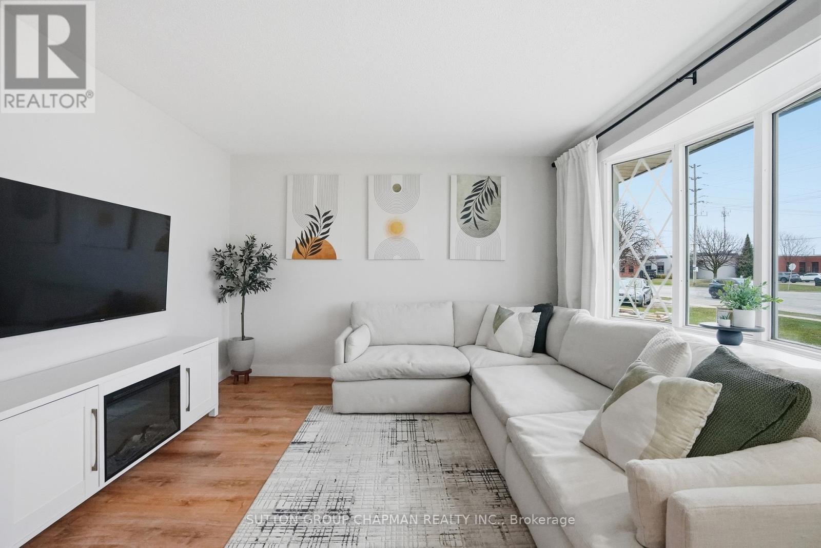 136 SOUTH EDGEWARE ROAD - 3