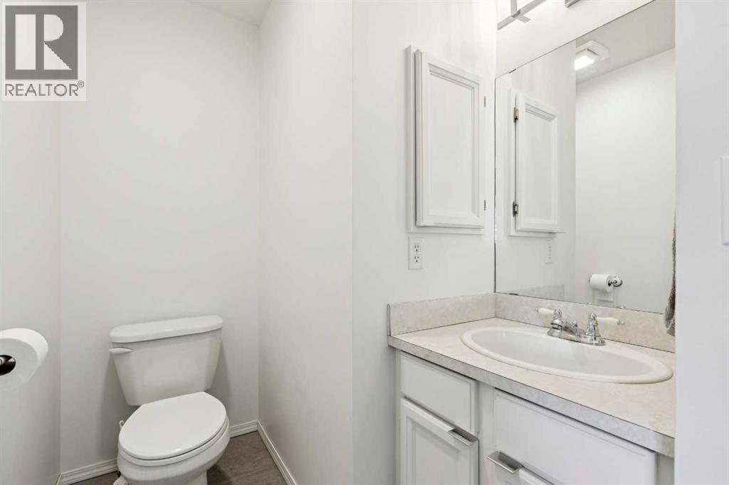 228 Marquis Place SE - 10