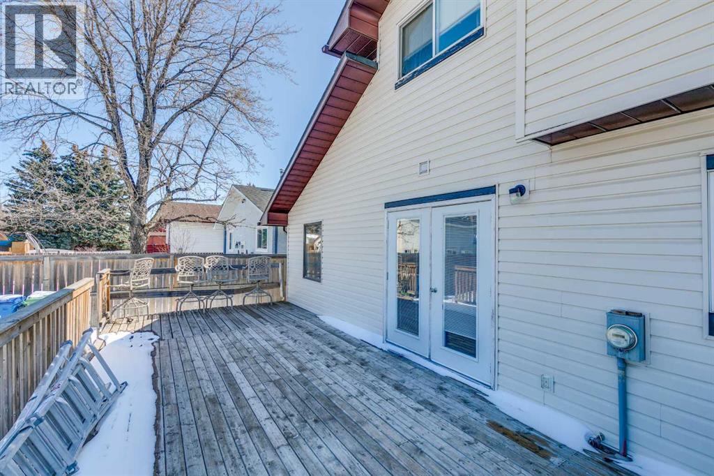 228 Marquis Place SE - 31