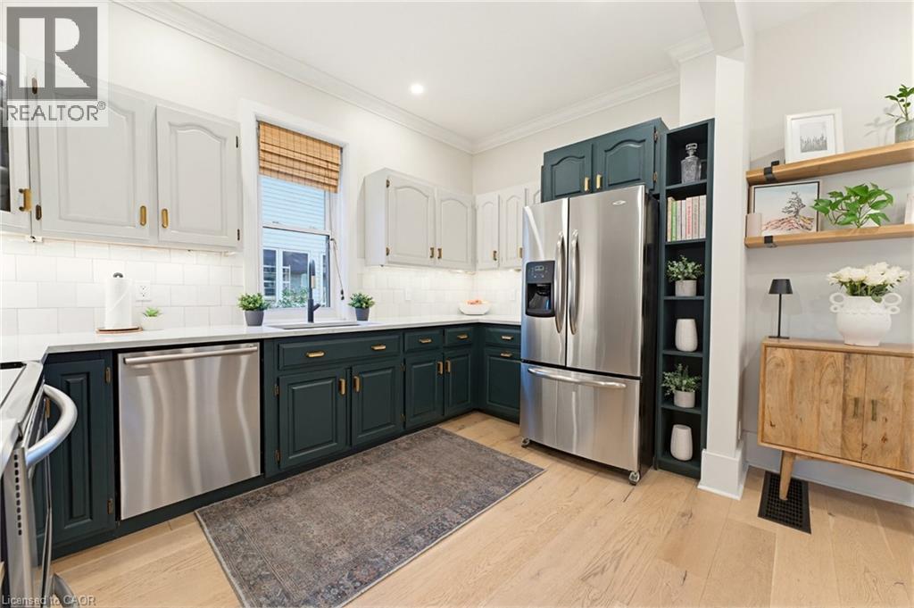 440 DUKE Street W - 14