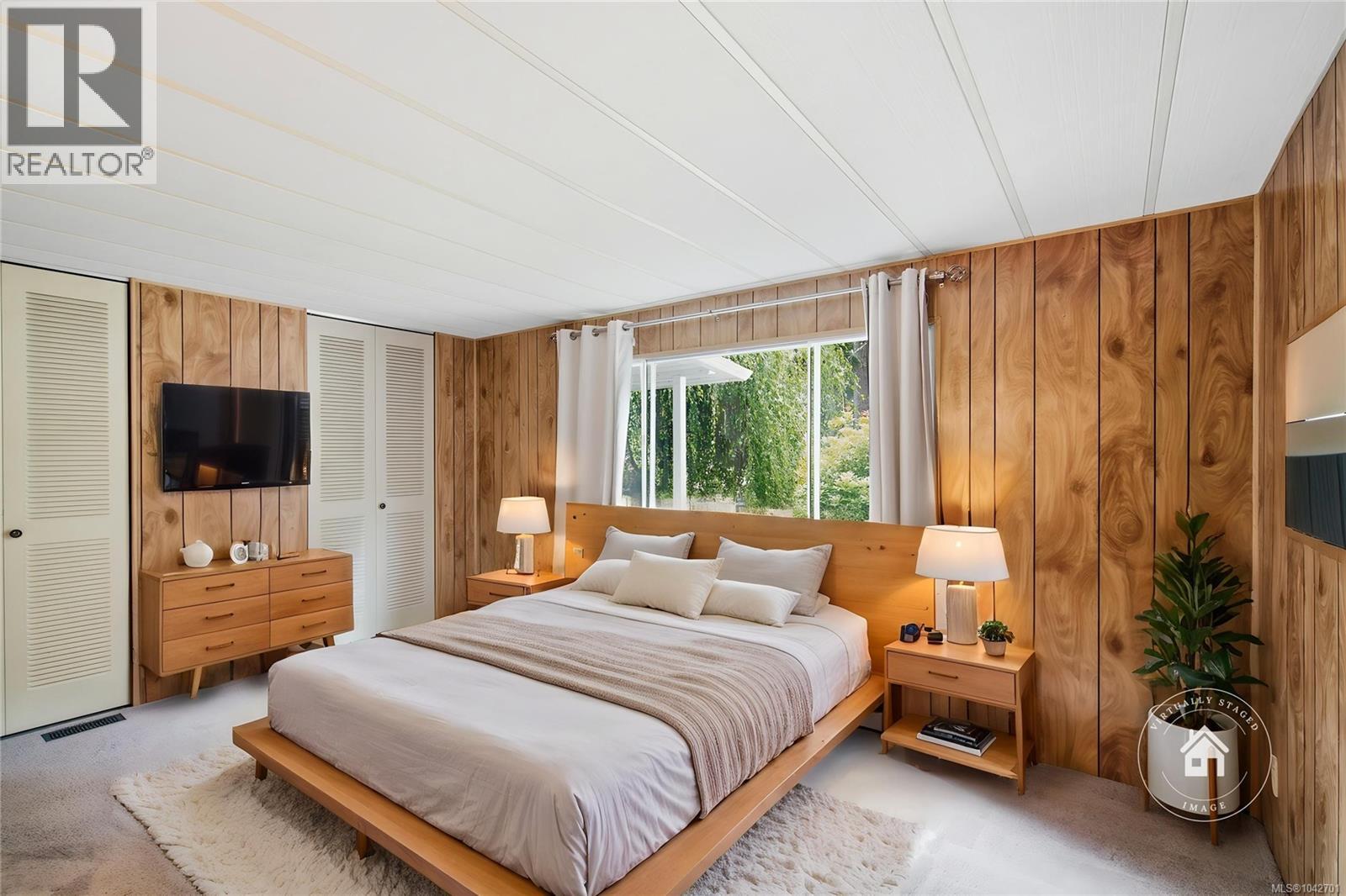 #25 1247 Arbutus Rd - 5